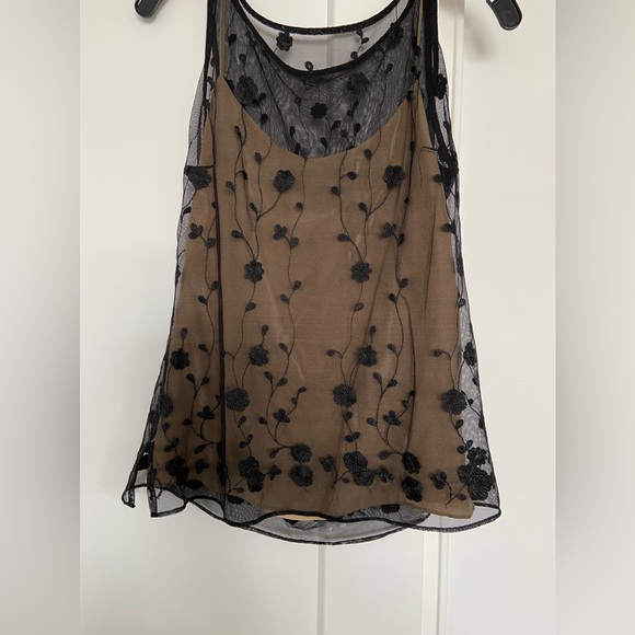 Excellent condition top and skirt set - Picture 2 of 6